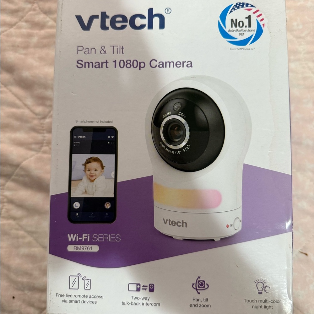 White Smart 1080p Camera